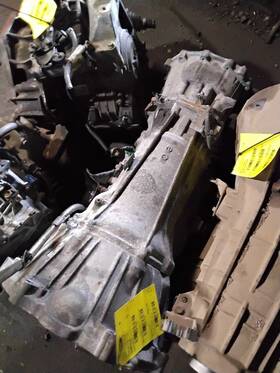 Nissan 400-62115 Automatic Transmission 4wd Without Tow Package Fits 2012 Armada